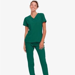 SOLD Green Scrub Set MEDIUM